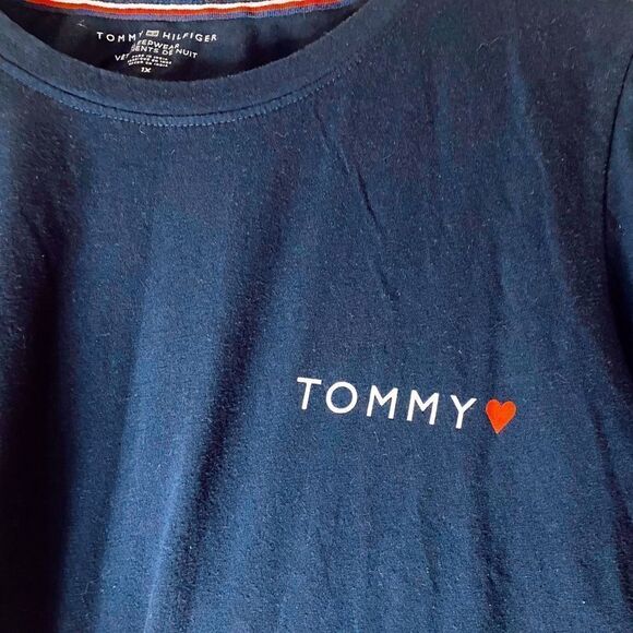 TOMMY Hilfiger Women’s Blue Navy Logo Night T-Shirt Plus Size Sleepwear - Picture 5 of 8